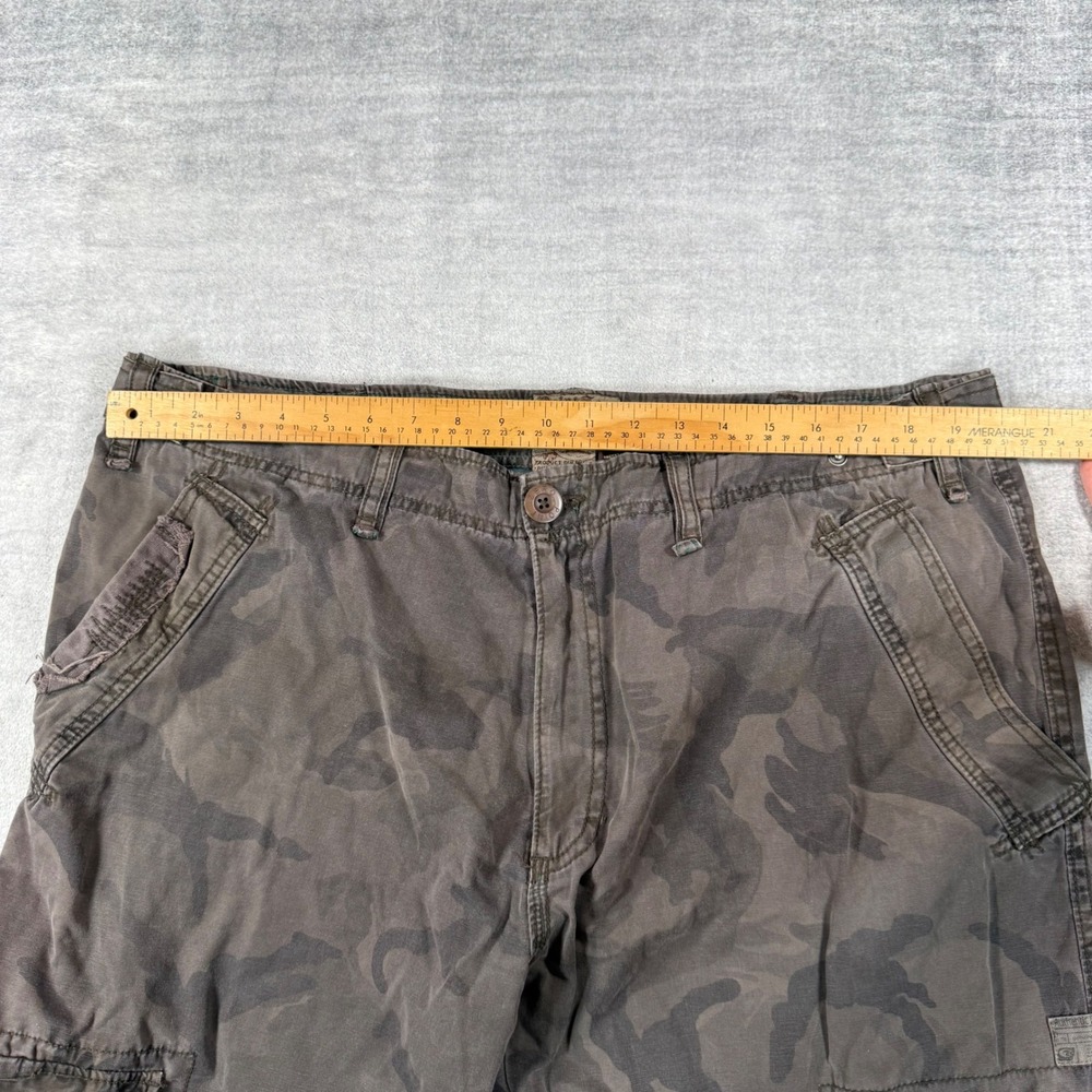 Point Zero Pants Mens 40 Gray Camo Cargo Y2K Distressed Relaxed Fit Utility - Picture 11 of 12